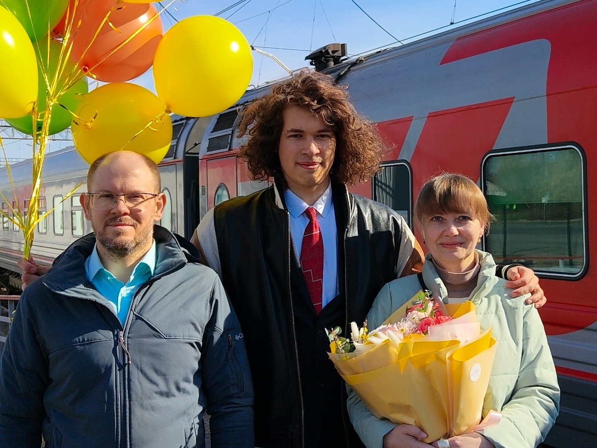 Триумфальное возвращение медалиста Международной олимпиады по химии в Саранск!.