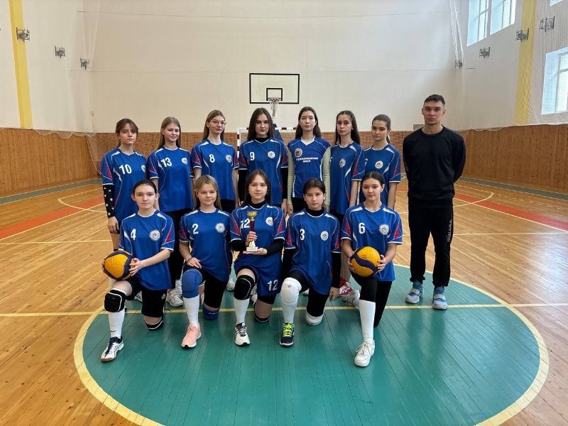 Команда волейболисток Республиканского лицея - в пятерке лучших среди обучающихся общеобразовательных организаций городского округа Саранск.