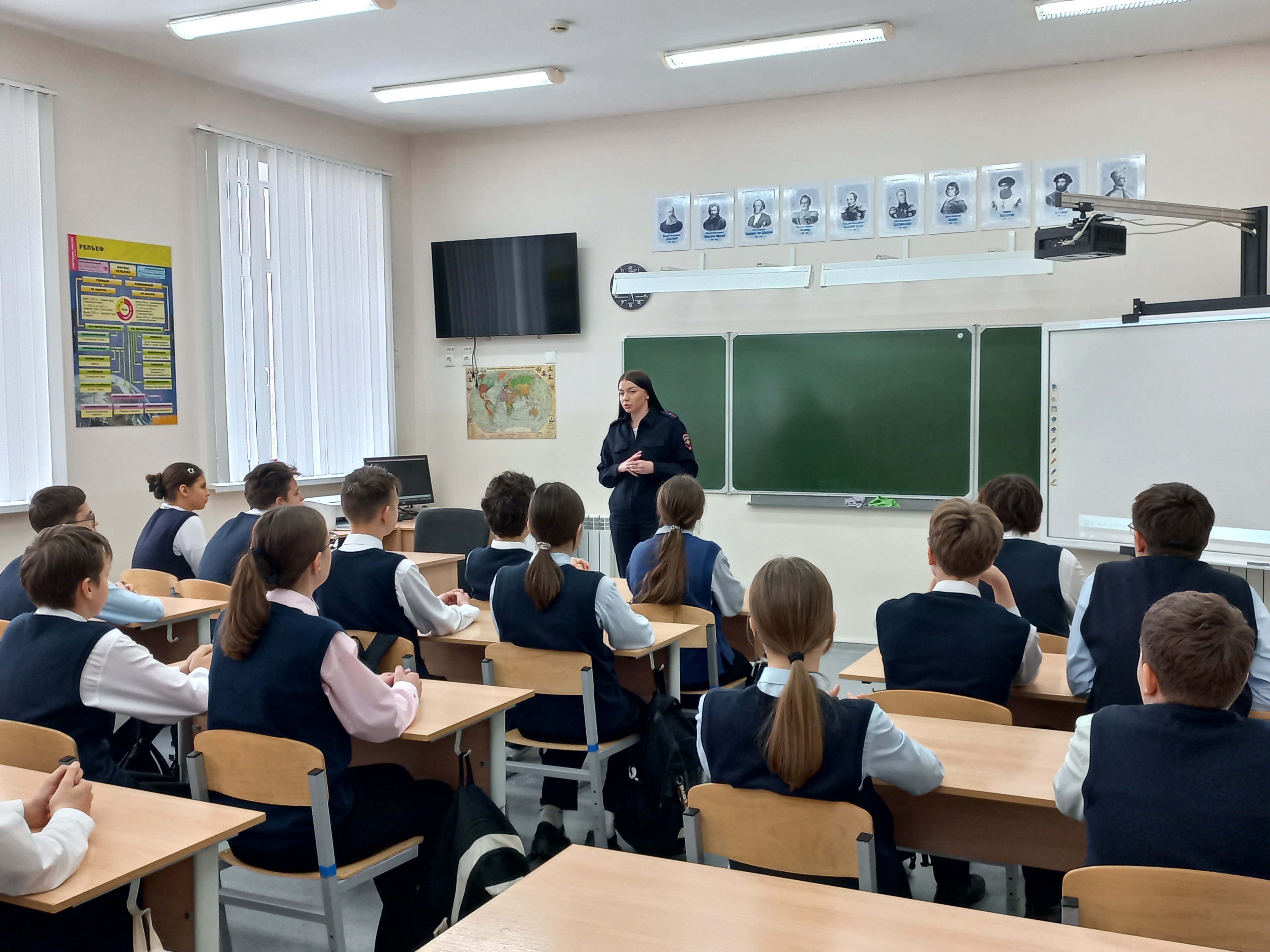 Незнание закона не освобождает от ответственности Незнание закона не освобождает от ответственности.