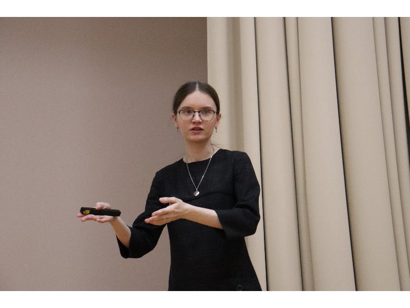 Сотрудники ВШЭ прибыли в лицей с математическими интенсивами!.