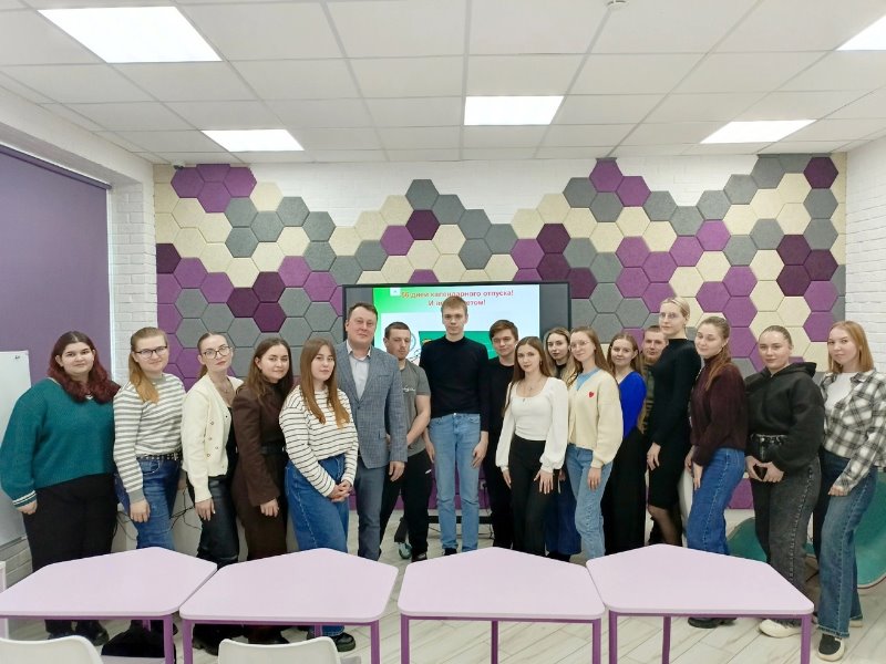 Е.А. Келин встретился со студентами естественно-технологического факультета МГПУ им. М.Е. Евсевьева! Е.А. Келин встретился со студентами естественно-технологического факультета МГПУ им. М.Е. Евсевьева!.